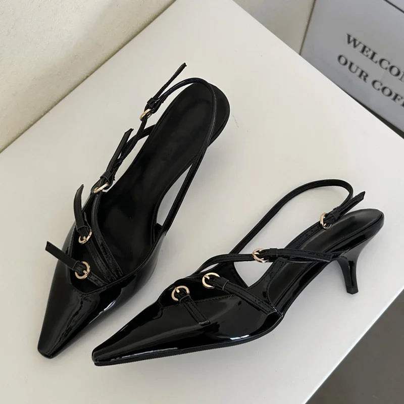   Scarpin Slingback Salto Baixo Preto