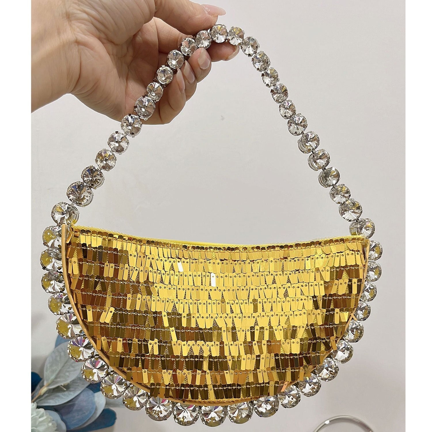 Bolsa Meia Lua Strass