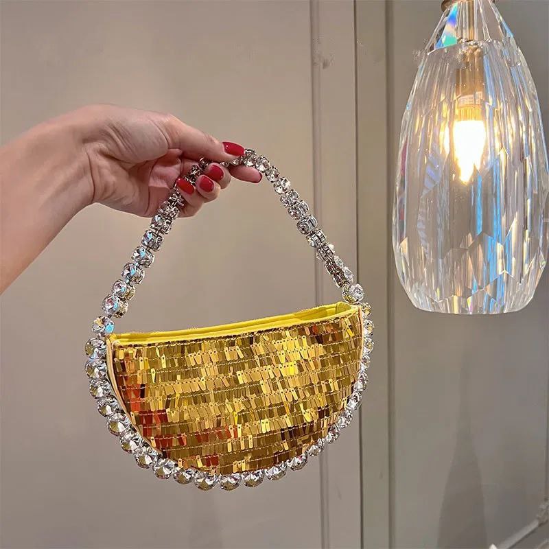 Bolsa Meia Lua Strass